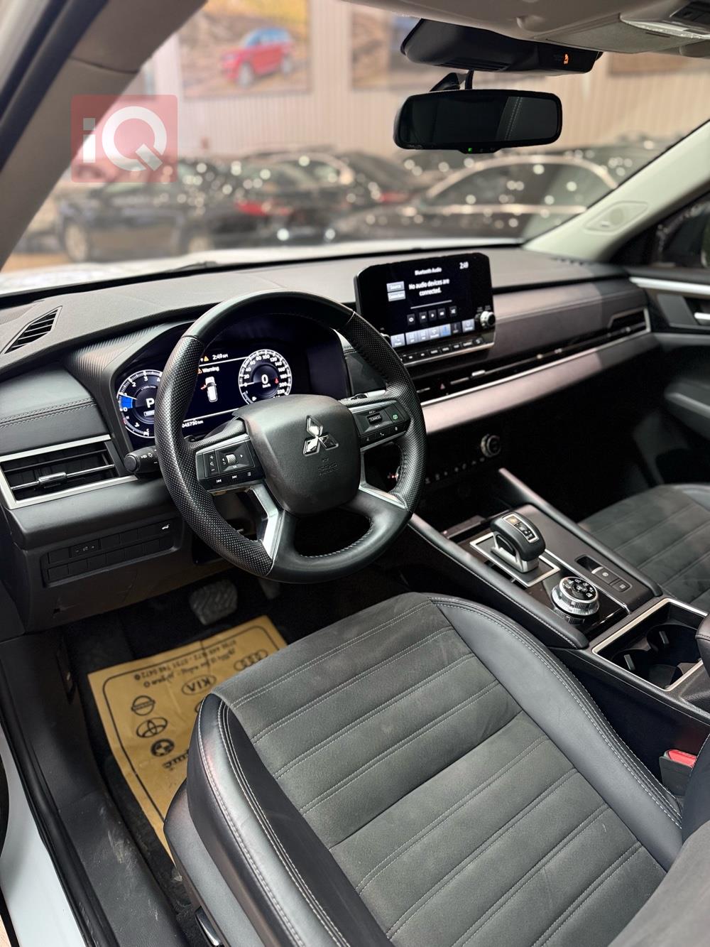 ميتسوبيشي اوتلاندر